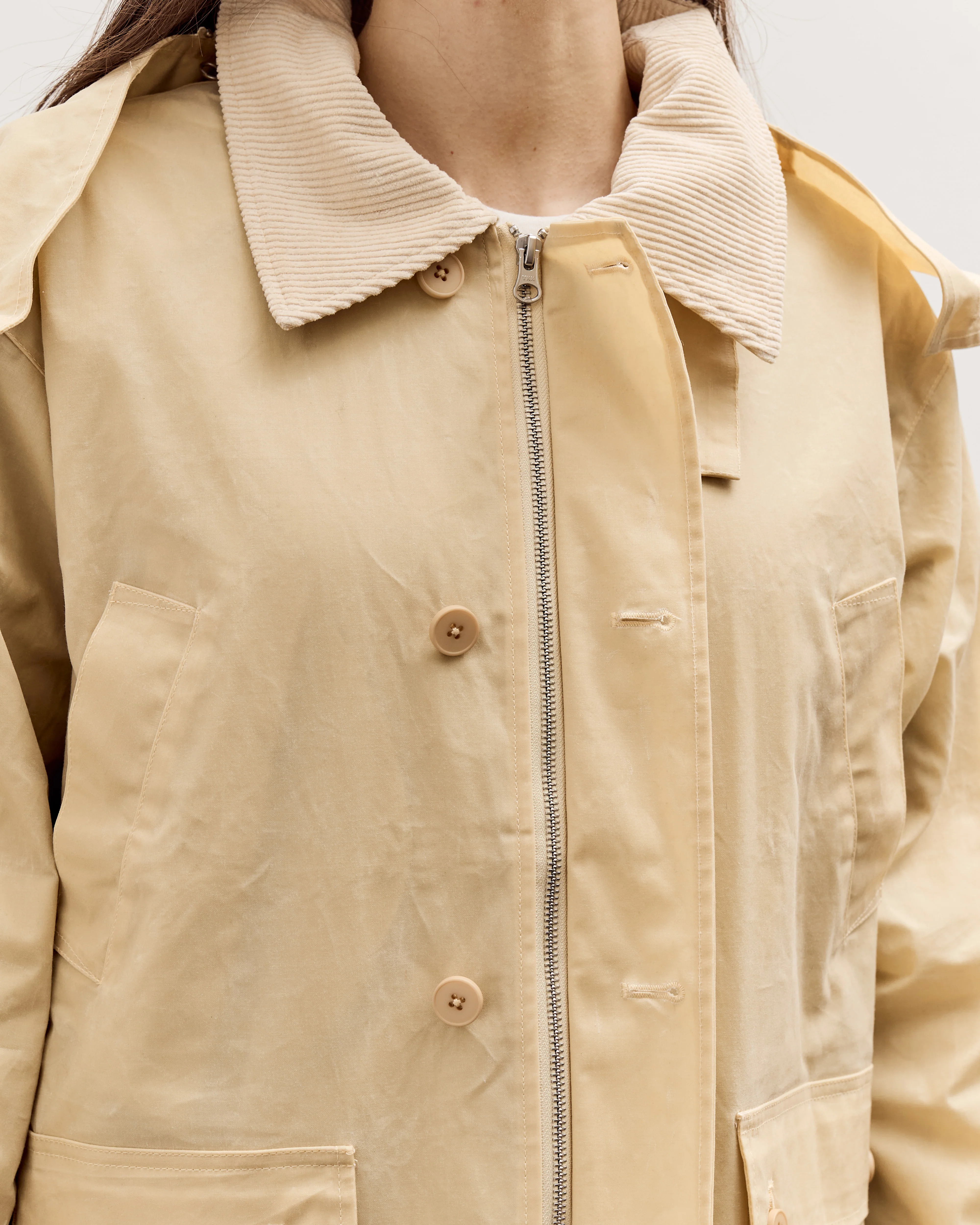 7115 by Szeki Hunting Jacket, Buttermilk - Image 13