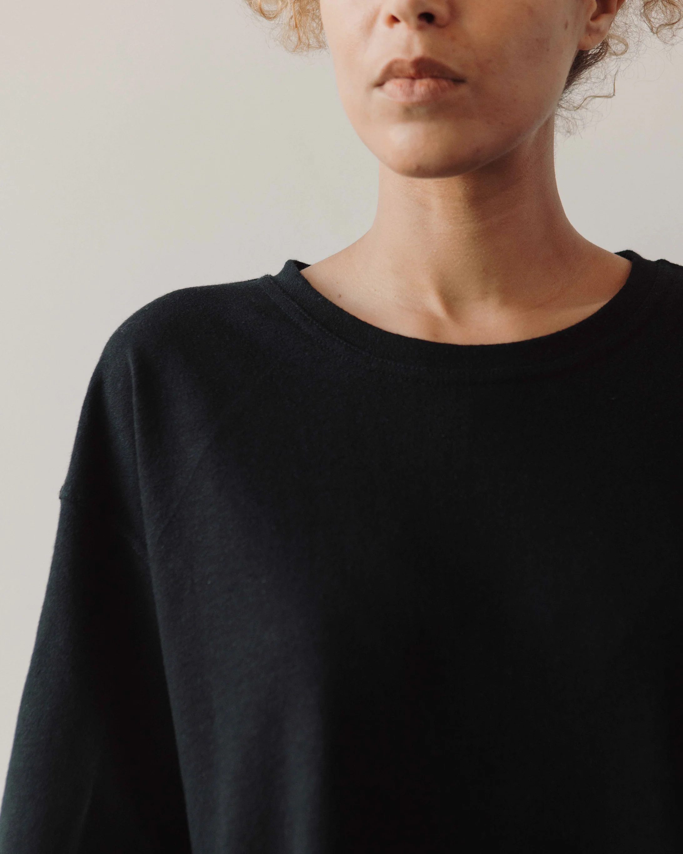 7115 Signature Everyday Tee, Black - Image 5