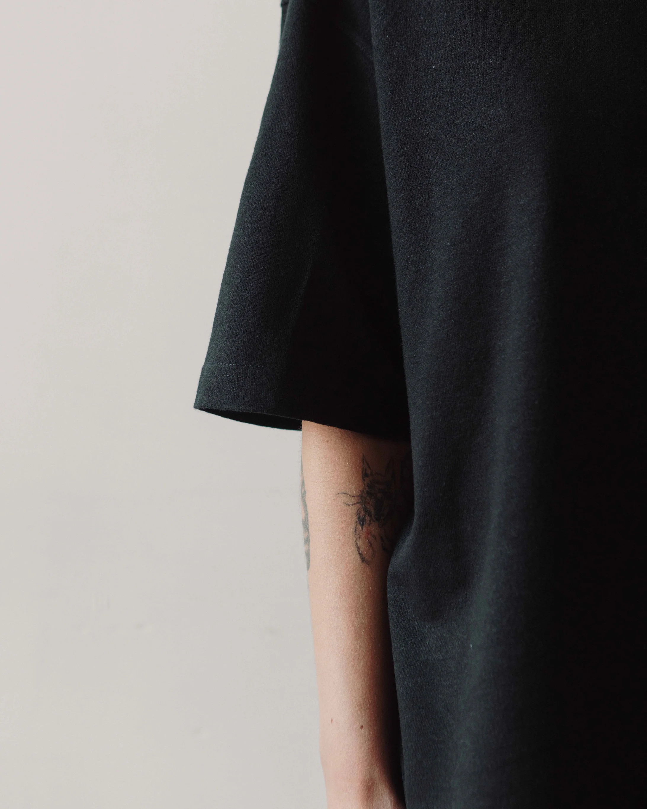 7115 Signature Everyday Tee, Black - Image 6