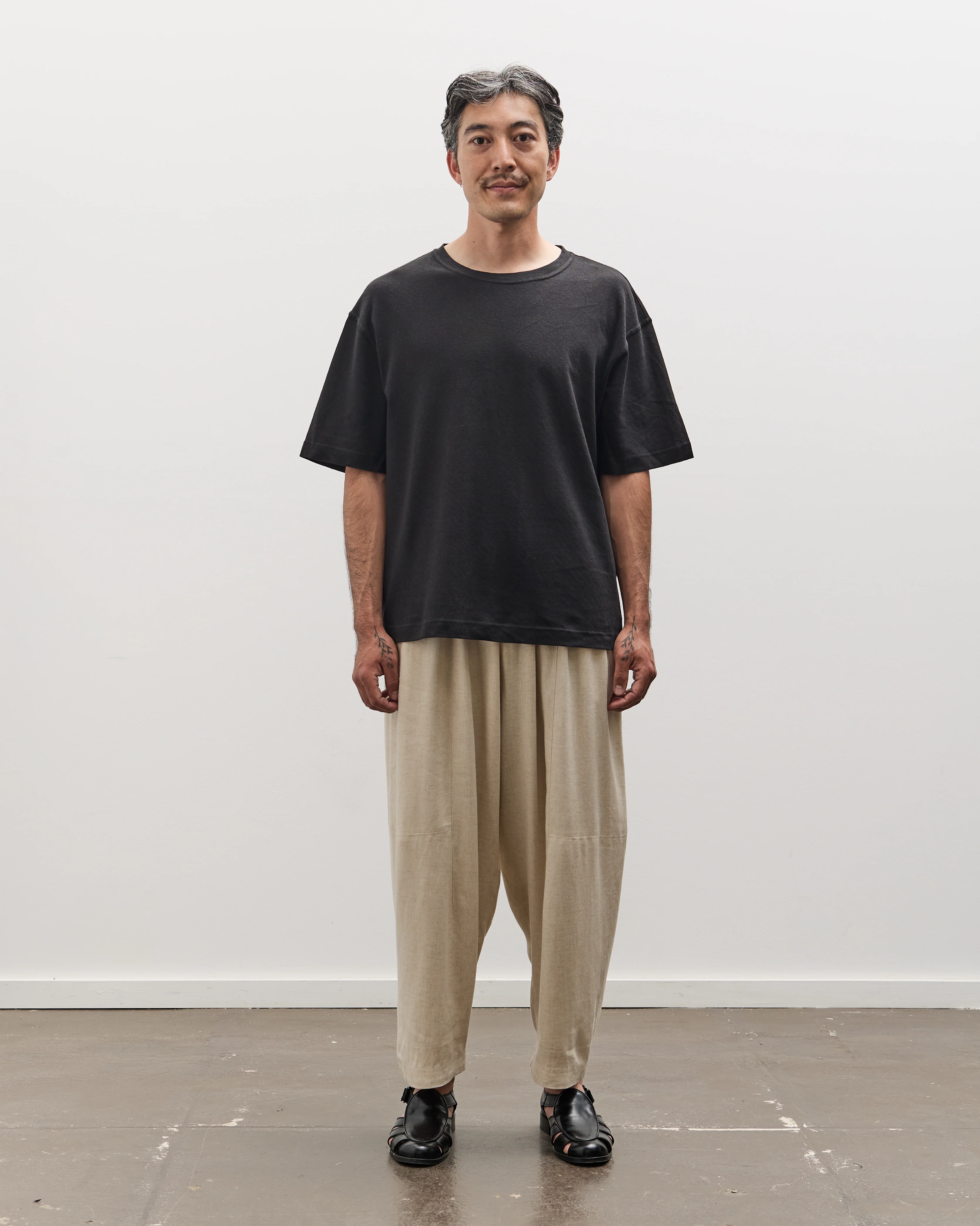 7115 Unisex Signature Everyday Tee, Black - Image 3