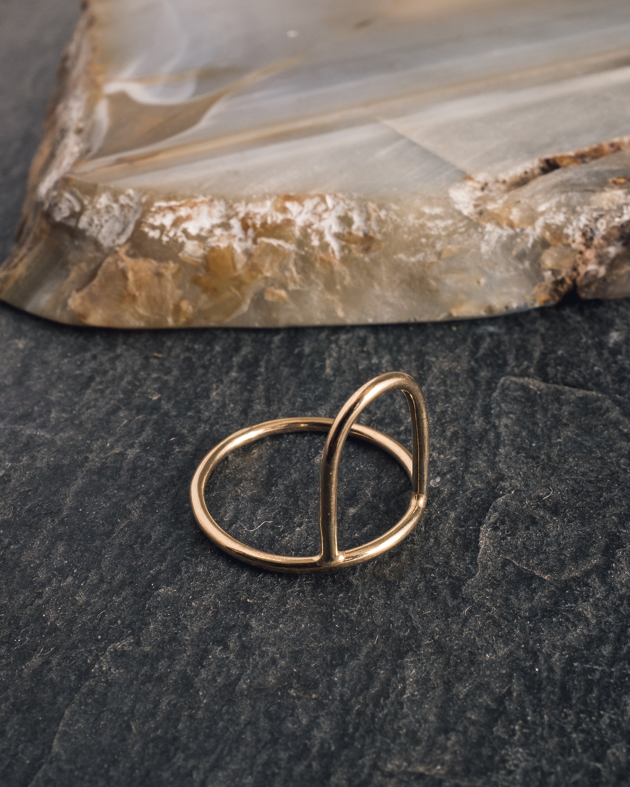 Another Feather Arch Ring - Image 3