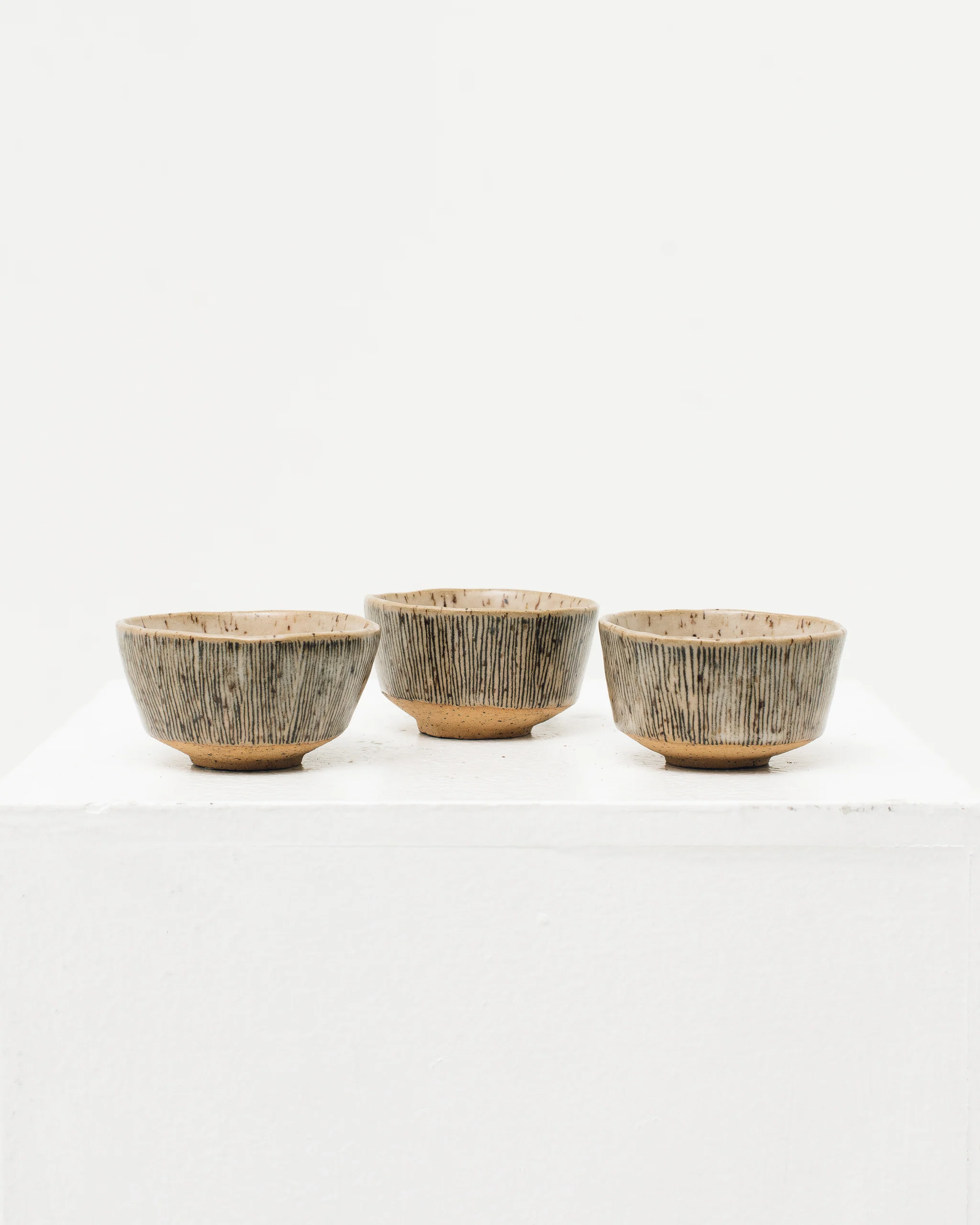 Ayame Bullock Brown Speckled Bowls - Image 3