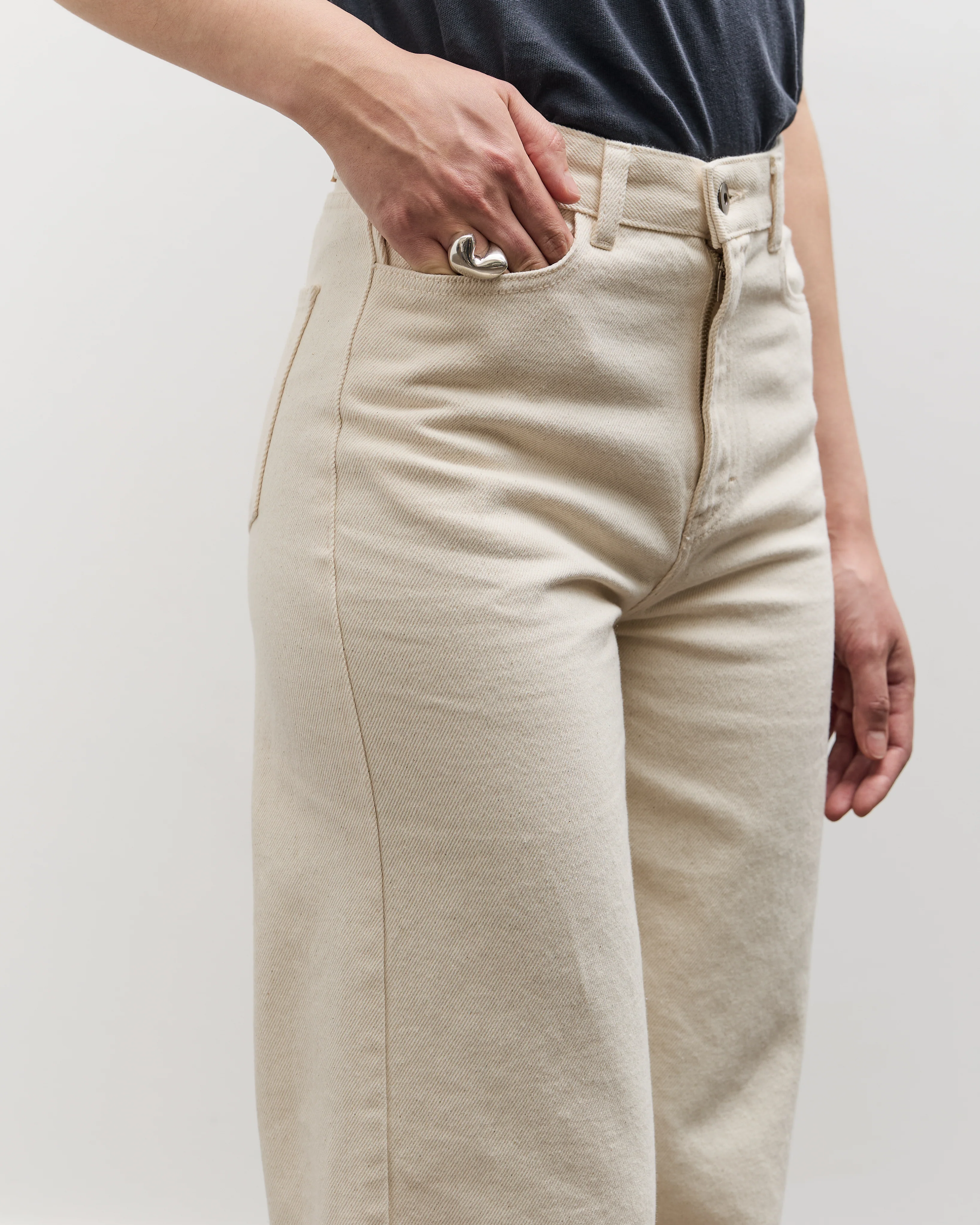 Merz b. Schwanen 1930's Barrel Fit Pants, Nature - Image 5